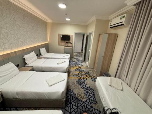 Mizail Hotel | واحة أجياد
