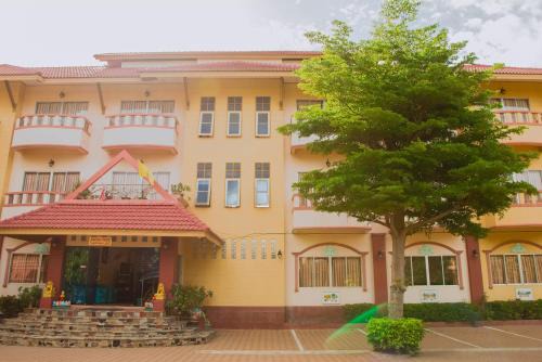 Rayong Hotel | บ้านพร้อมพงศ์ Ban Prompong