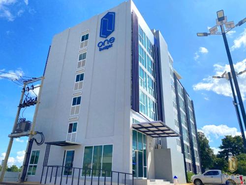 Chiang Rai Hotel | วัน บัดเจท เชียงราย สนามกีฬา One Budget Hotel Chiangrai Stadium