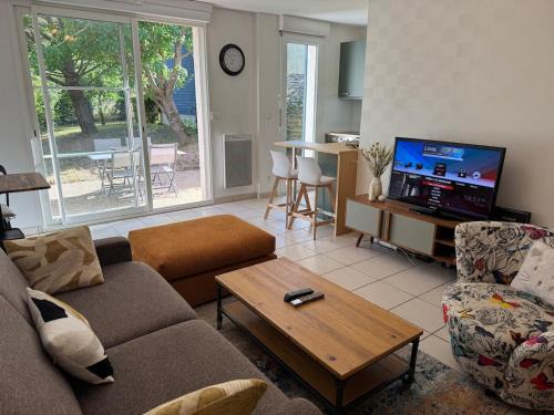 Lagord Apartment | ღ Manova - Terrasse, Parking, Jardin et Wifi