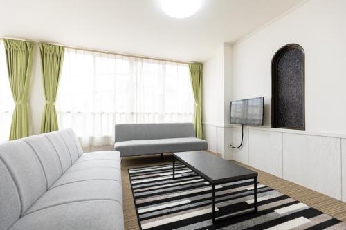 Sumiyoshi Apartment | 住吉大社 住吉大社駅 粉浜駅 5分 最大7名