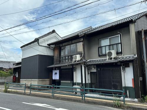 Nara Apartment | 奈良公園徒歩15分古民家リノベーション貸切一軒家 Guest House奈良紀寺