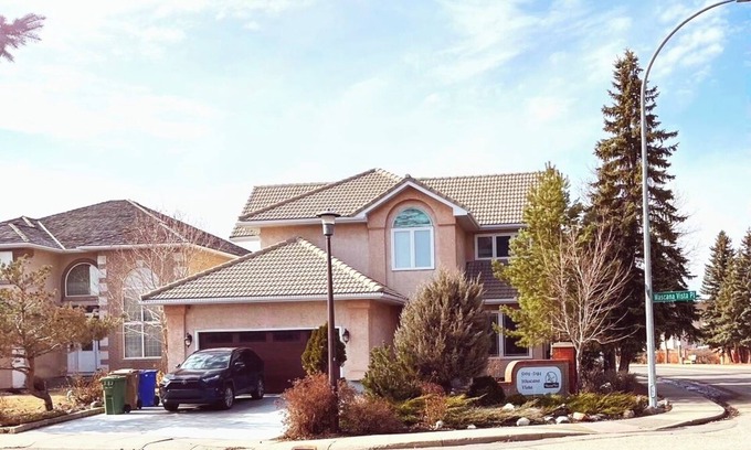 Regina Villa | 安静舒适高档别墅区,允许携带宠物