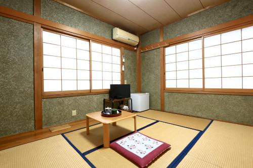 Minami Hotel | 明山荘