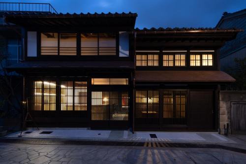 Kanayamachi House | 民家ホテル「金ノ三寸」(かねのさんずん)