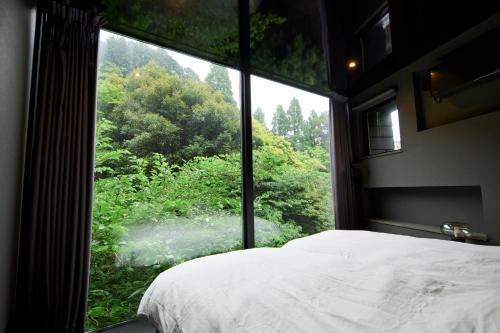 Yugawara House | 水鏡の離れ-Okuyugawara-