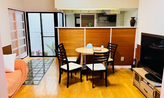 Tamachi Apartment | 田町ハウス
