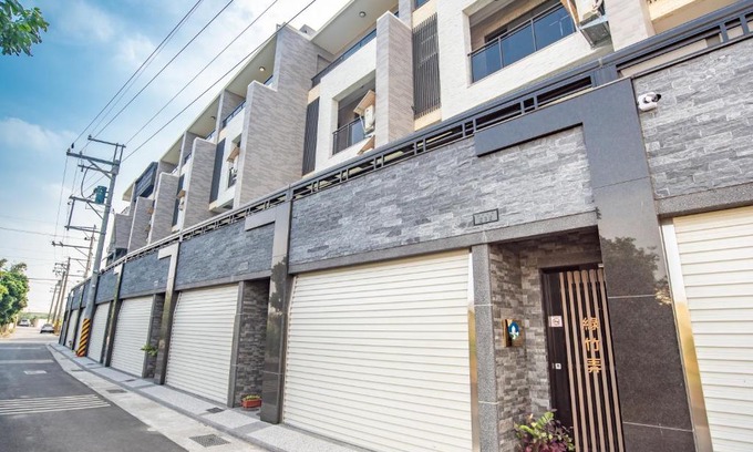 Guiren District House | 綠竹弄親子民宿附設背包客房