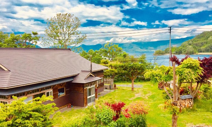 Sobetsu House | 自然の中の古民家ゲストハウスちゃいはな庵 Organic county style classic house Chaihana an