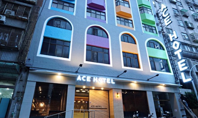 Taoyuan City Centre Hotel | 蓮園旅舘-桃園店