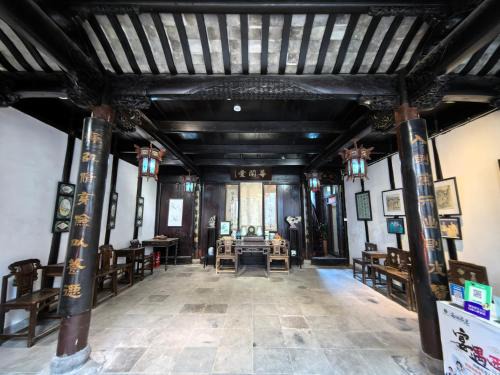Jiashan Hotel | 西塘明清雕花大院尊闻堂百寿厅庭院民宿