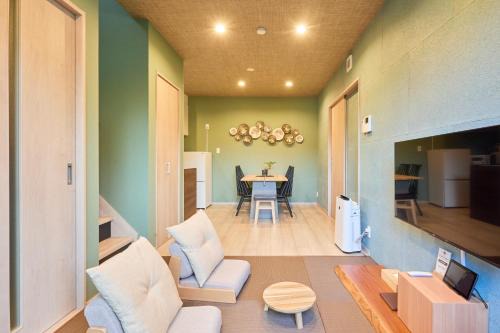Yufuin Onsen Villa | 貸し切り宿 世紡 YOTSUMUGI sakazuki and iyasaka