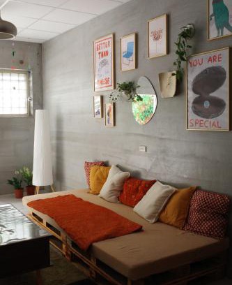 Donghe House | 魔法沙發東河