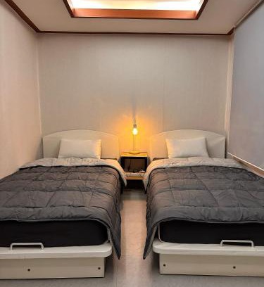Cheongpa-dong Hotel | 서울역 용산 남산뷰 계림
