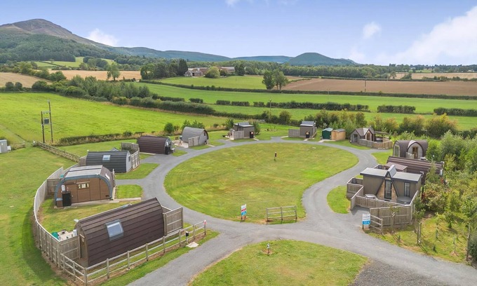 Carlton-in-Cleveland Cottage | 0 bedroom accommodation in Great Busby