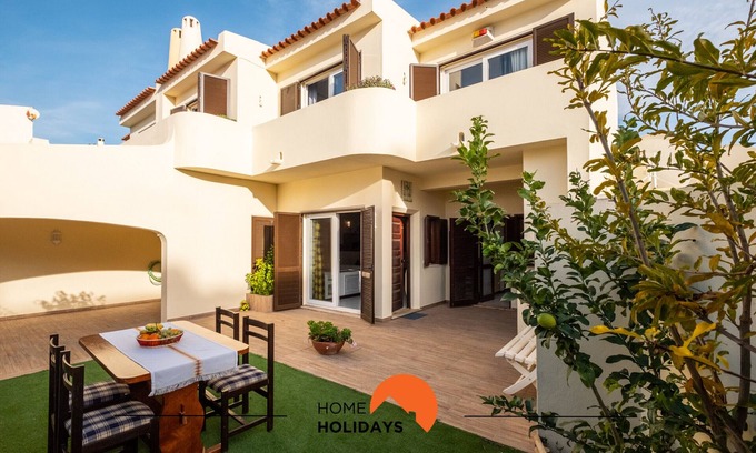 Correeira Ski Chalet | #015 Buganvilia by Home Holidays