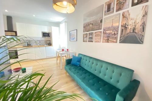 Antibes City Centre Apartment | 06AN - Beautiful apartment in the heart of Old Antibes