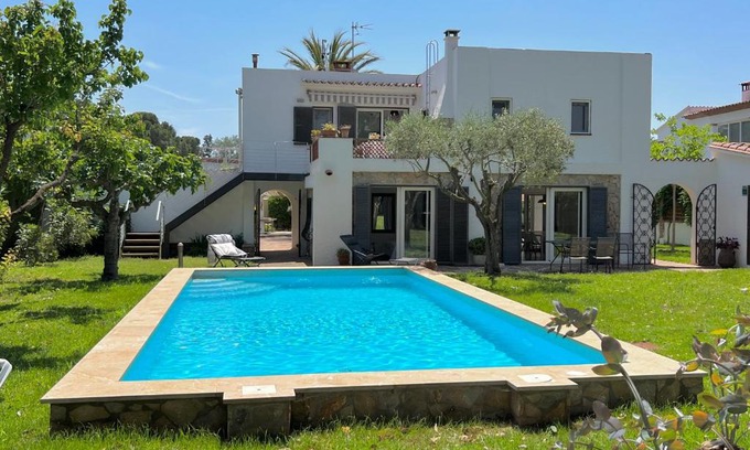 L'Escala Villa | 07301 Casa del Mar