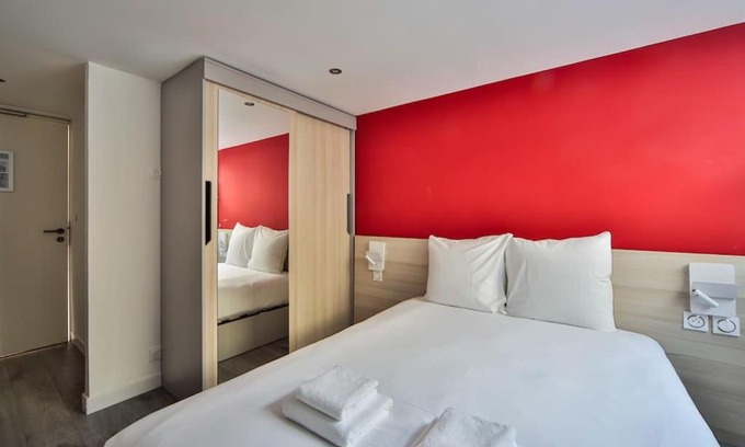 Charenton-le-Pont Apartment | 09.Chambre double#CoLiving#Loft#HomeCinema#fitness