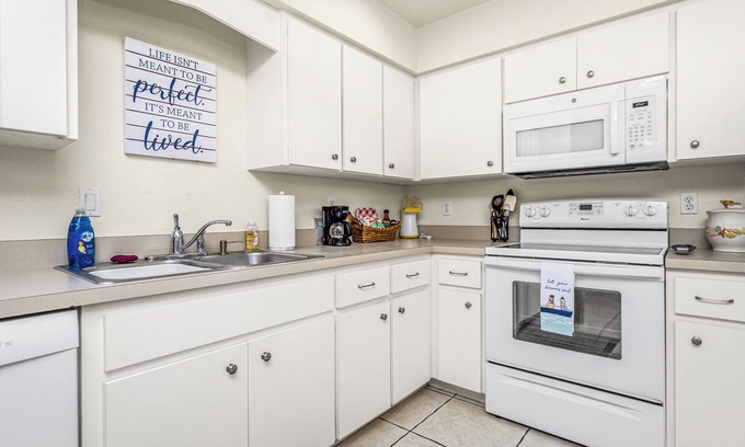 Rotonda Heights House | 1/2 Duplex in Rotonda West near multiple beaches and 5 golf courses -SW Florida