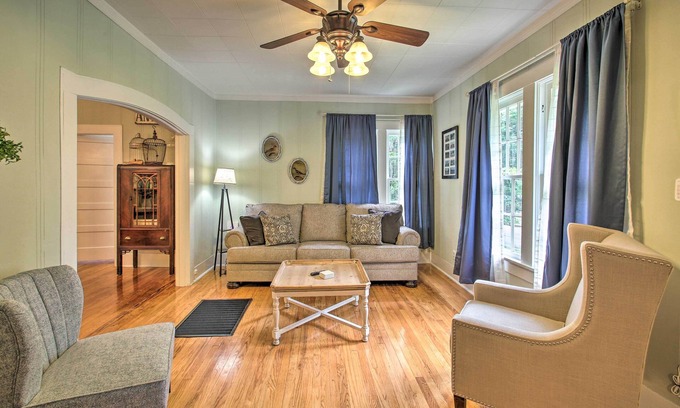 Hot Springs Cottage | 1/2 Mi to Hot Springs Nat'l Park: Cottage w/Patio