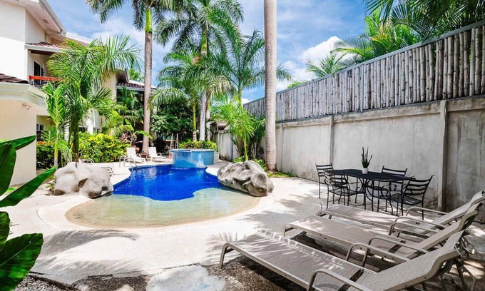 Potrero Apartment | 1-BD Near Beach, Great for Digital Nomads