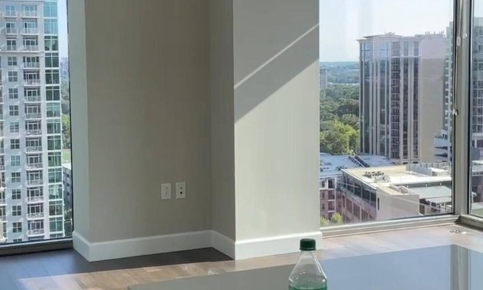 Garden Hills Condo | 1 Bed, 1 Bath Luxury High Rise Condo. Sleeps 4