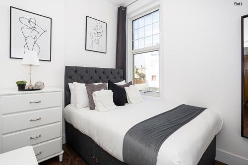 Southend-on-Sea Apartment | 1 Bed Apartments, 2 Mins to Beach, Sleeps 4