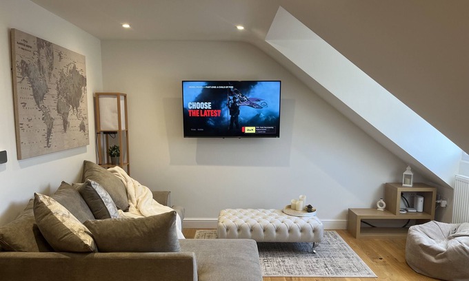 Abingdon Apartment | 1 bed cosy apartment
