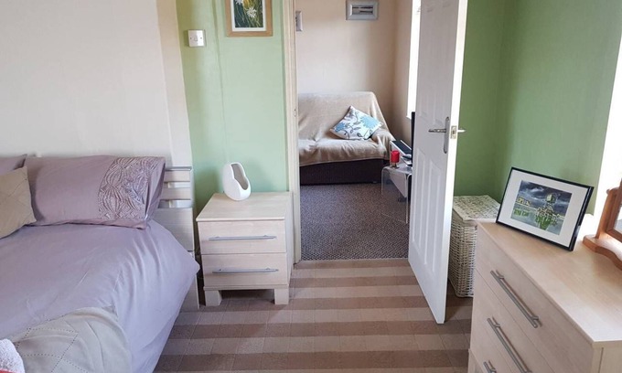 Guisborough Apartment | 1 Bed Guisborough Option of Twin Sofabed - Extra