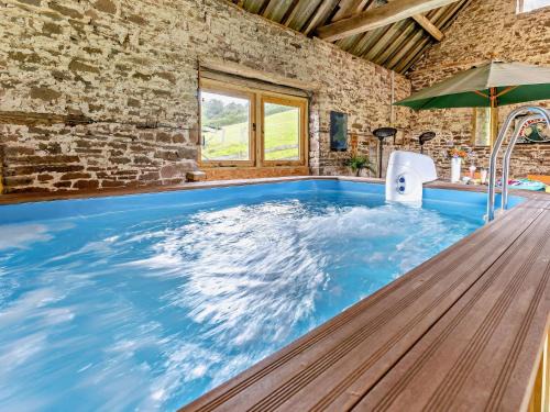 Abergavenny House | 1 Bed in Abergavenny BN184