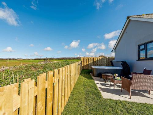 Barnstaple House | 1 Bed in Barnstaple 91387