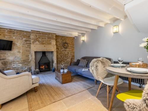 Blockley House | 1 Bed in Blockley 53420