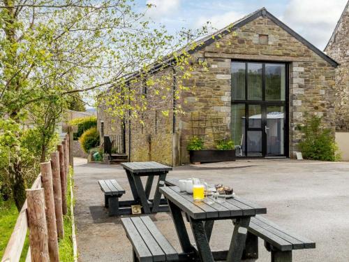 Brecon House | 1 bed in Brecon BN034