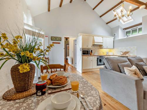 Holsworthy House | 1 Bed in Bude WVOPA