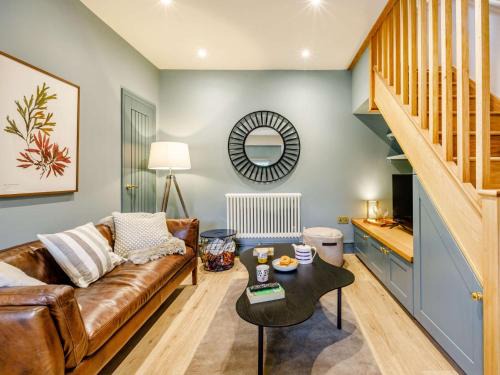 Charmouth House | 1 Bed in Charmouth 87528