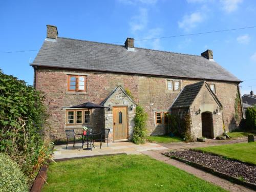 Lydney House | 1 Bed in Coleford 37217