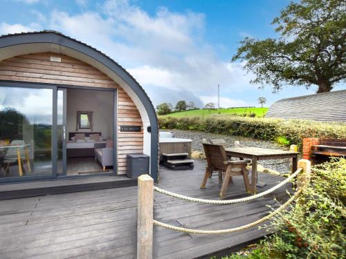 Corwen House | 1 Bed in Corwen 80320