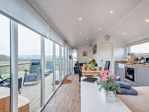 Dalry House | 1 Bed in Dalry 91418