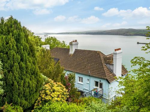 Goodwick House | 1 Bed in Goodwick FB158