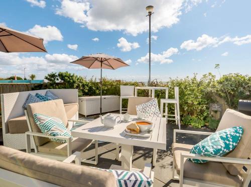 Hythe House | 1 Bed in Hythe 89969