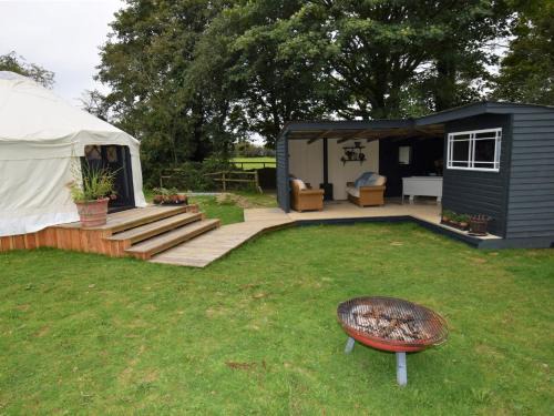 Llandysul House | 1 Bed in Llandysul 85415