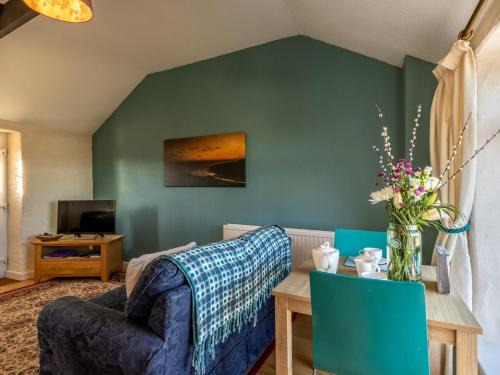 Cury House | 1 Bed in Mullion Cove 41381