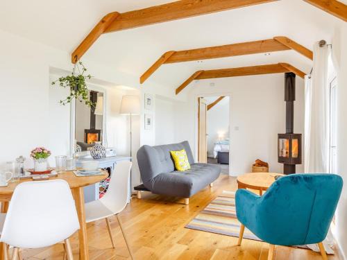 Newlyn House | 1 Bed in Newlyn 78517