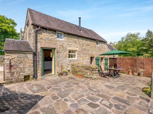 Leek House | 1 Bed in Onecote 91864