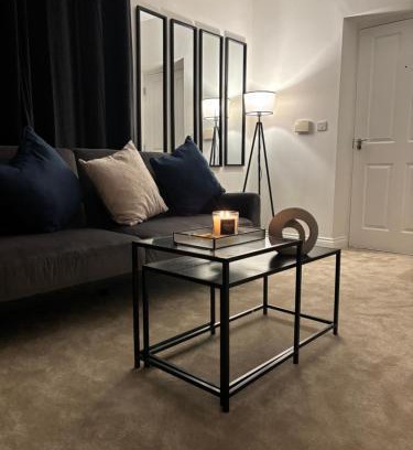 Woodthorpe Apartment | 1 Bed Luxury Apartment