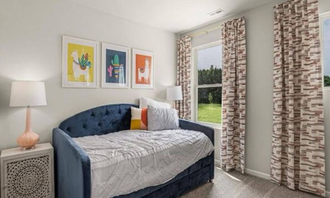 Morrisville House | 1 bed room available in a shared townhome with 5 bed room 4 bath