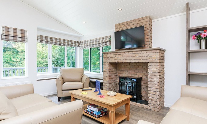 Newton St Loe Ski Chalet | 1 bedroom accommodation in Newton Saint Loe, Nr Bath