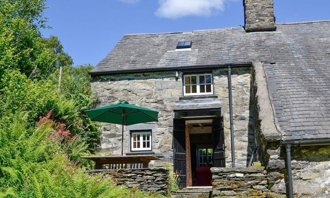 Penmachno Cottage | 1 bedroom accommodation in Penmachno, near Betws-y-Coed