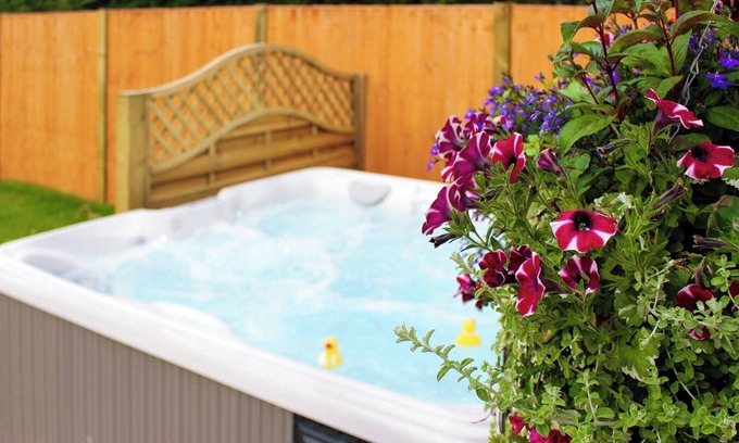 Kirk Sandall Cottage | 1 bedroom accommodation in Hatfield Woodhouse, Nr. Doncaster
